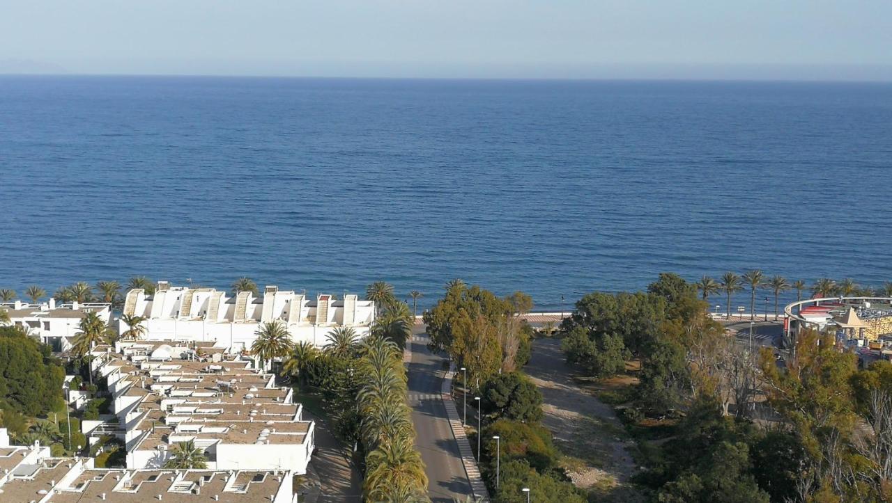 Alojamiento Con Vistas Al Mar Aguadulce (Almeria) Exterior foto