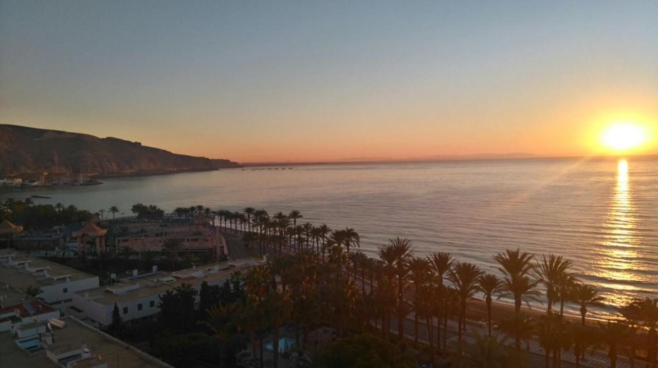 Alojamiento Con Vistas Al Mar Aguadulce (Almeria) Exterior foto